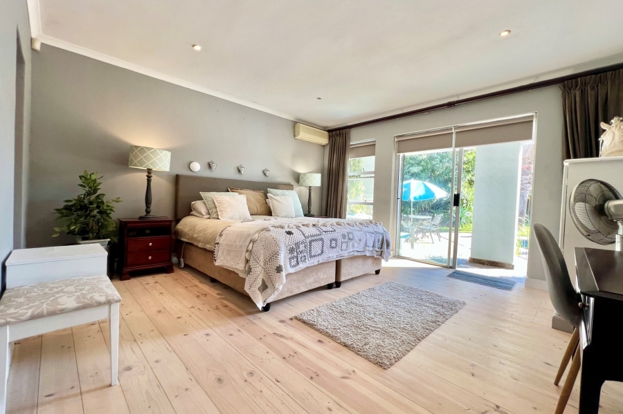 To Let 3 Bedroom Property for Rent in Van Riebeeckstrand Western Cape